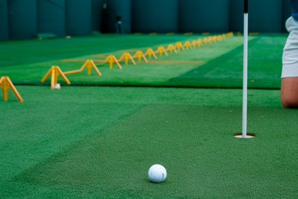Campo de Golfe com grama sintética